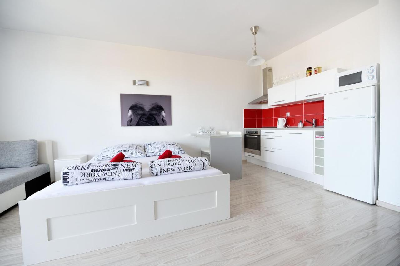 Apartmán Centroom Piest'any Exterior foto